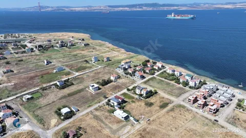 ÇANAKKALE LAPSEKİ ÇARDAK SAHİLDE SATILIK VİLLA ARSASI