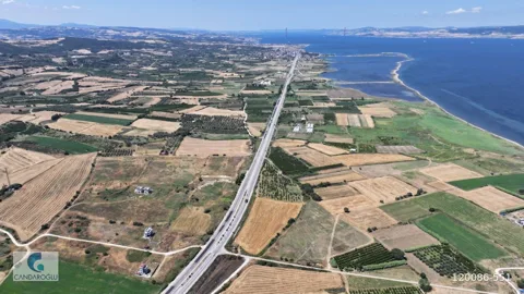 ÇANAKKALE LAPSEKİ ÇARDAK BOĞAZ VE KÖPRÜ MANZARALI SATILIK ARSA
