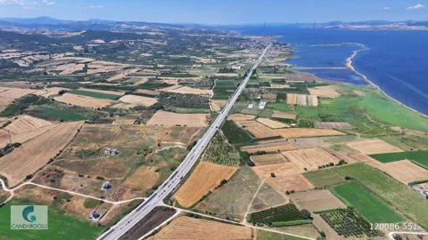 ÇANAKKALE LAPSEKİ ÇARDAK BOĞAZ VE KÖPRÜ MANZARALI SATILIK ARSA