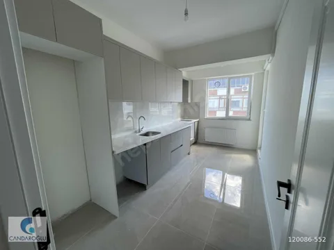 LAPSEKİ SAHİLDE SATILIK EBEVEYN BANYOLU SIFIR 3+1 DAİRE