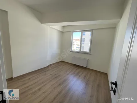 LAPSEKİ SAHİLDE SATILIK EBEVEYN BANYOLU SIFIR 3+1 DAİRE