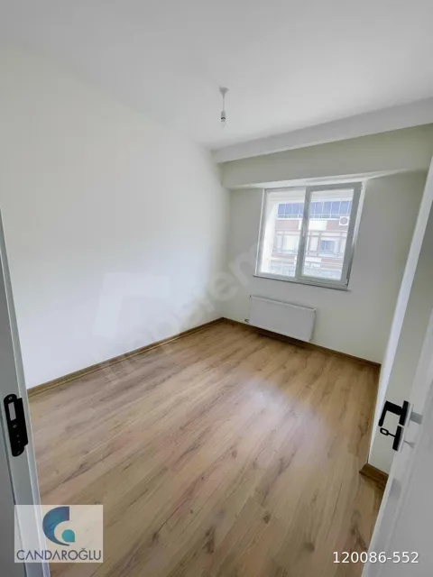 LAPSEKİ SAHİLDE SATILIK EBEVEYN BANYOLU SIFIR 3+1 DAİRE